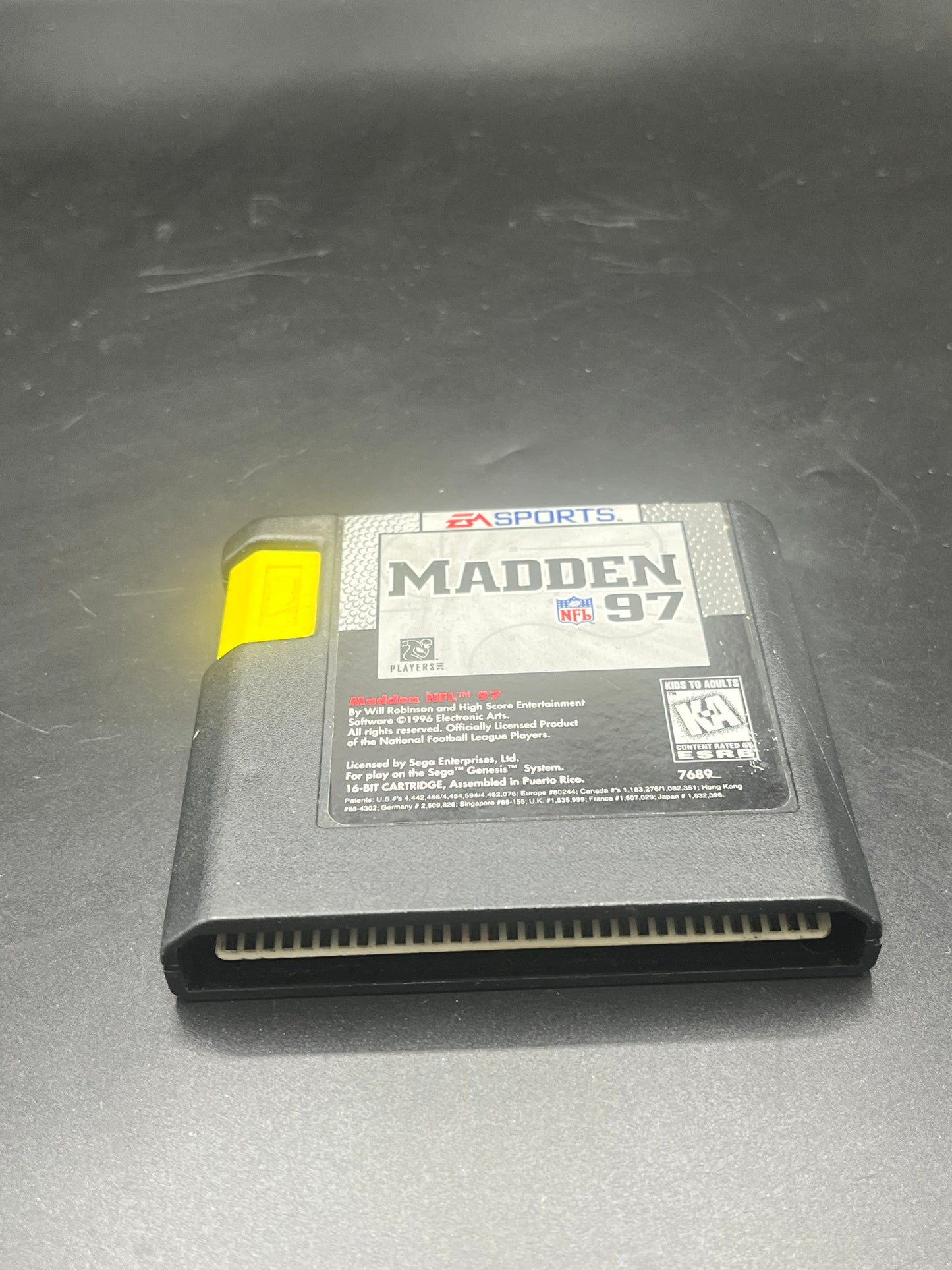 Madden 97 (Sega Genesis)￼
